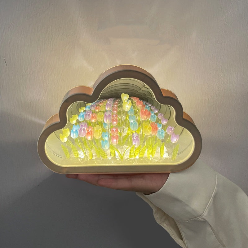 Lámpara Espejo "Jardín Infinito de Tulipanes"